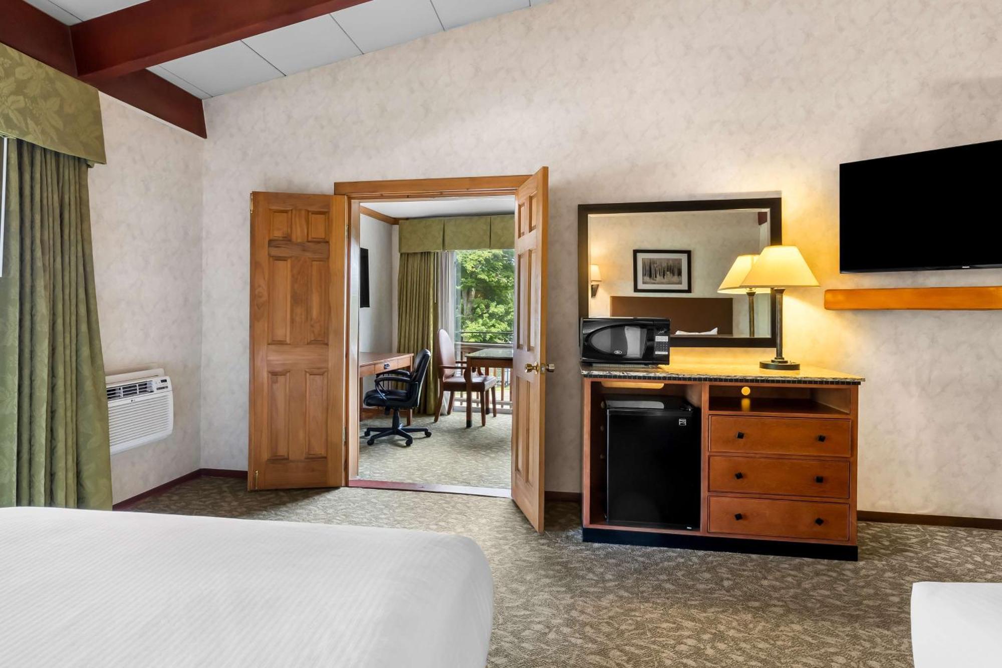 Best Western Adirondack Inn Lake Placid Ngoại thất bức ảnh